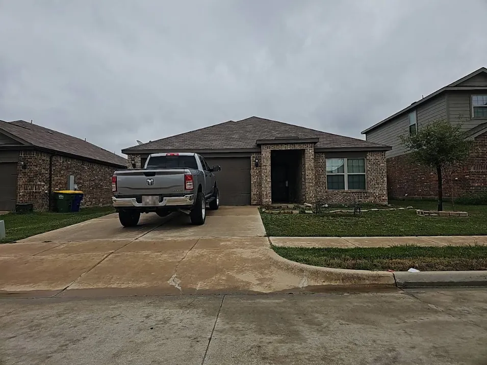 205 Kennedy Drive Venus, TX 76084, Johnson County