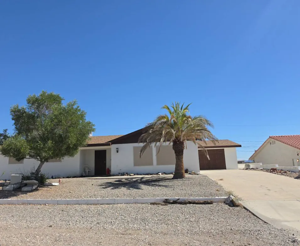 2606 Sunkentree Dr Lake Havasu City, AZ 86403, Mohave County