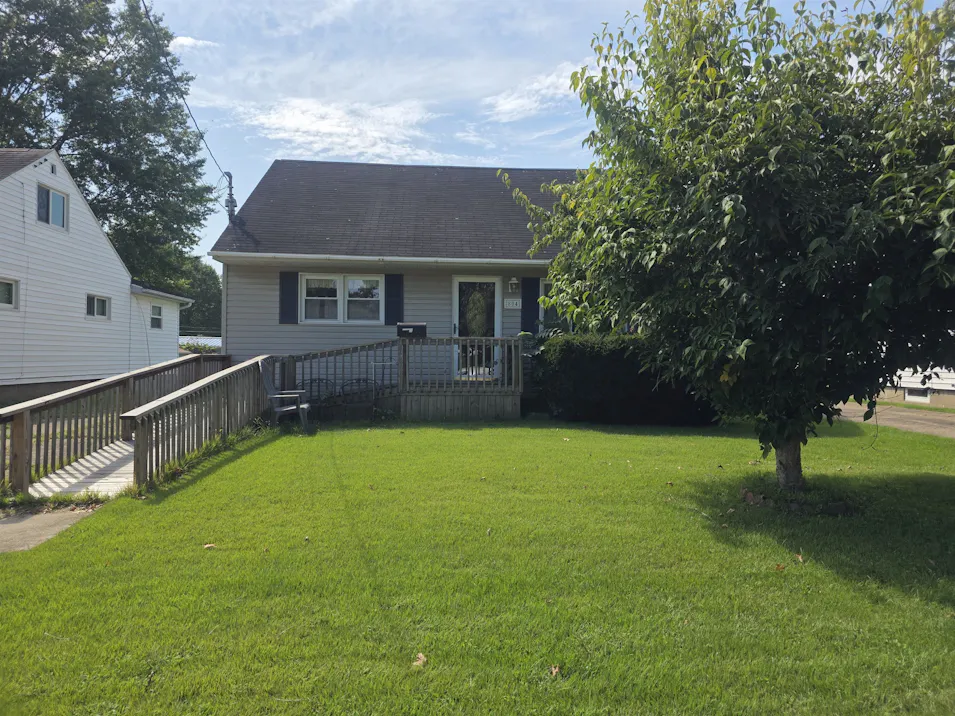804 39th Street Vienna, WV 26105, Wood County