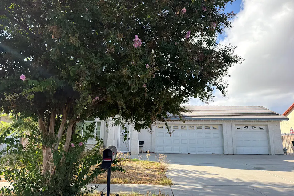 1385 E Whittier Ave Hemet, CA 92544, Riverside County