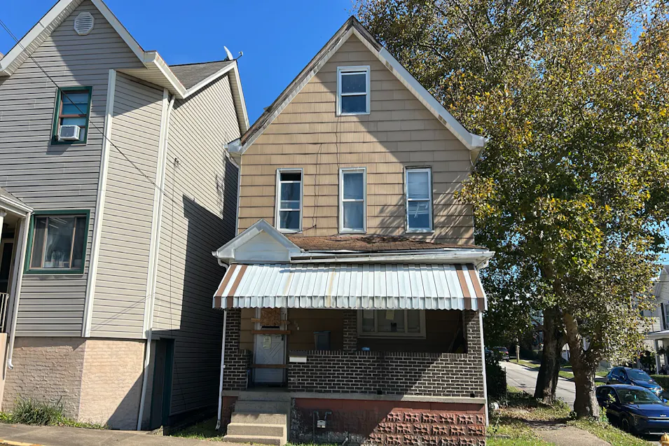 801 Brinton Ave Pitcairn, PA 15140, Allegheny County