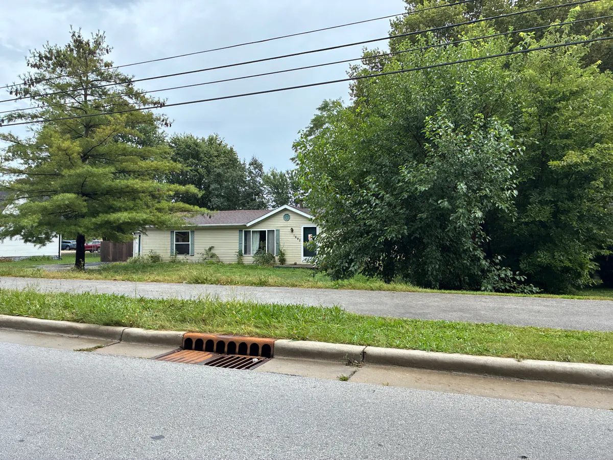 Etna Ave, Huntington, IN 46750 #1