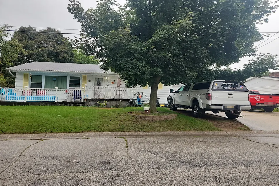 2501 20th Ave P Port Huron, MI 48060, St Clair County