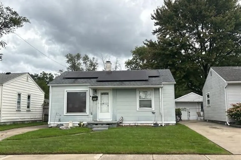 6353 Harold St Taylor, MI 48180, Wayne County