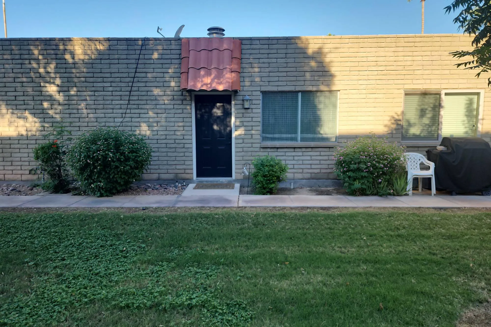 Date , Mesa, AZ 85201