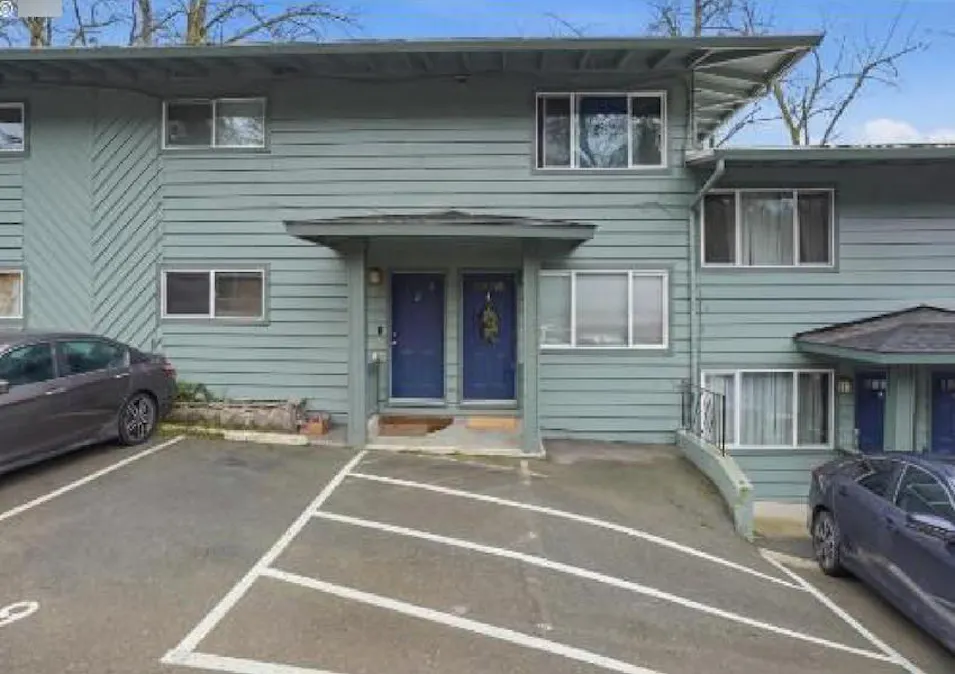 6220 SW Capitol Hwy 2 Portland, OR 97239, Multnomah County