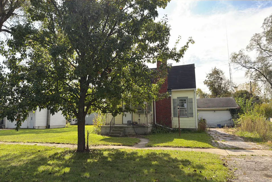 215 East 6th Street Fostoria, OH 44830, Seneca County