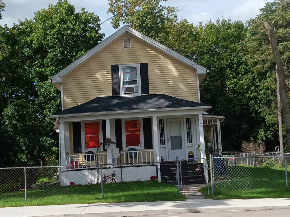 126 S Saginaw St Byron, MI 48418, Shiawassee County