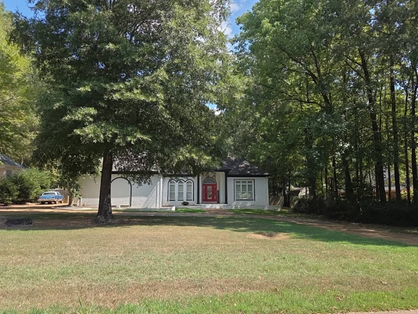 6150 Autumn Oaks Drive