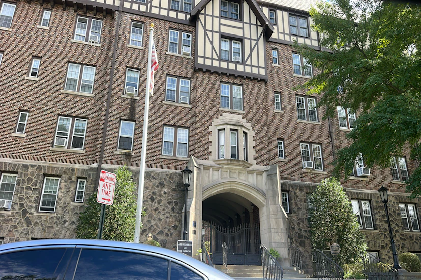 275 Engle Street Condo Ba-2