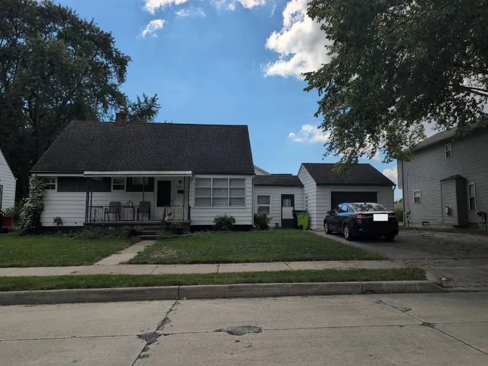 18164 Glendale St Roseville, MI 48066, Macomb County