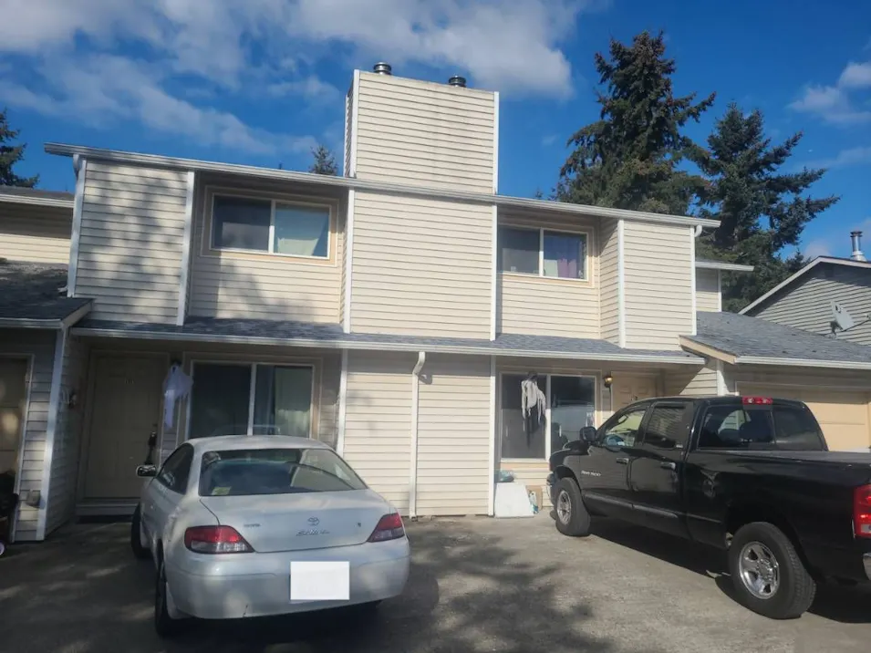 211 21st Pl SE, Unit A and B Auburn, WA 98002, King County