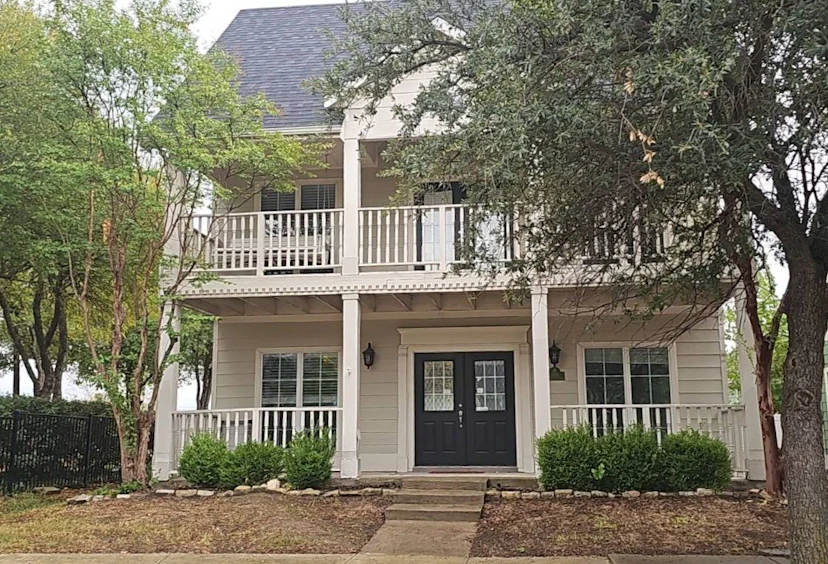 1828 Brown Thrasher Blvd