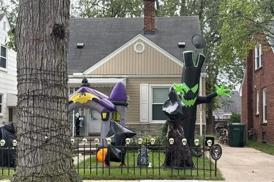 24443 New York St Dearborn, MI 48124, Wayne County