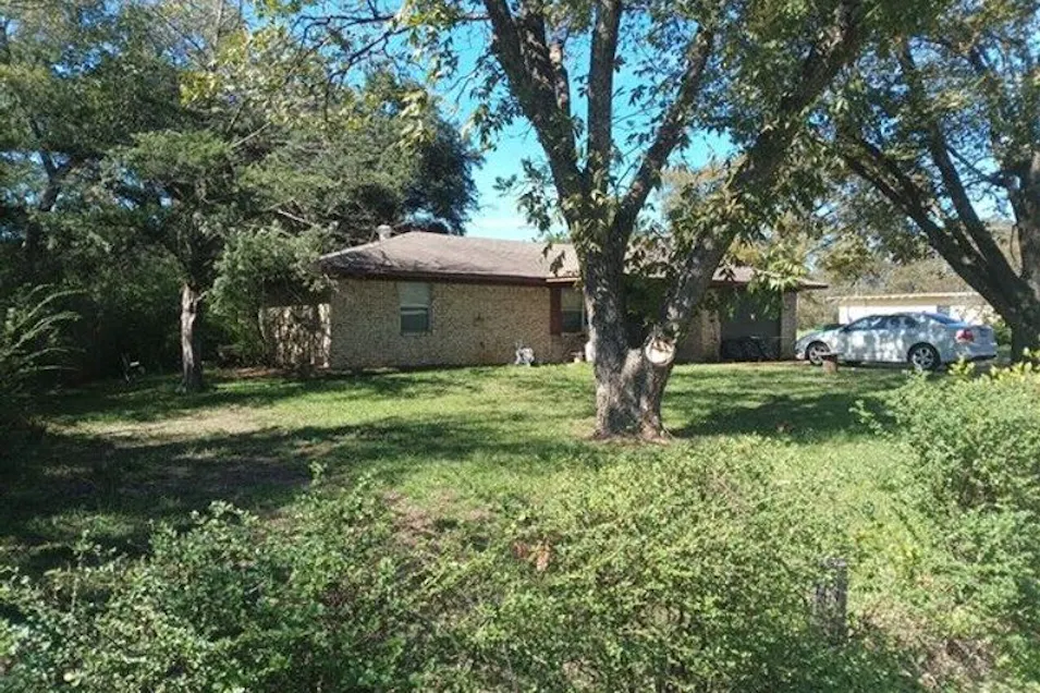 1709 Bassett Rd Palestine, TX 75803, Anderson County