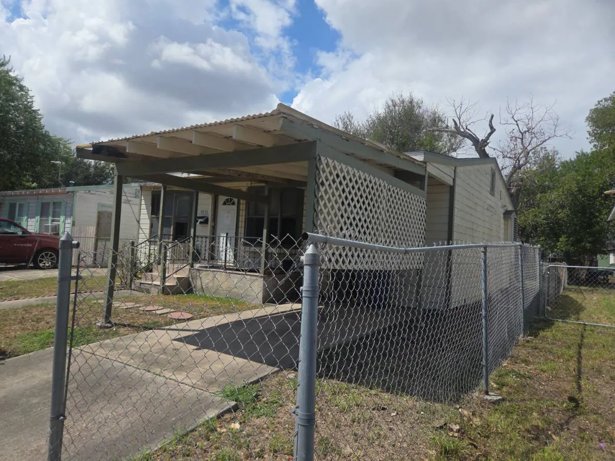 Gabriel Dr, Corpus Christi, TX 78415 #1
