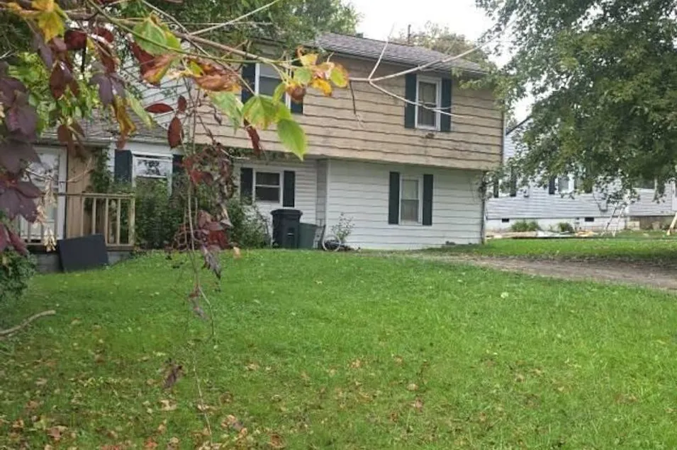 47 Homewood Rd Washington, WV 26181, Wood County