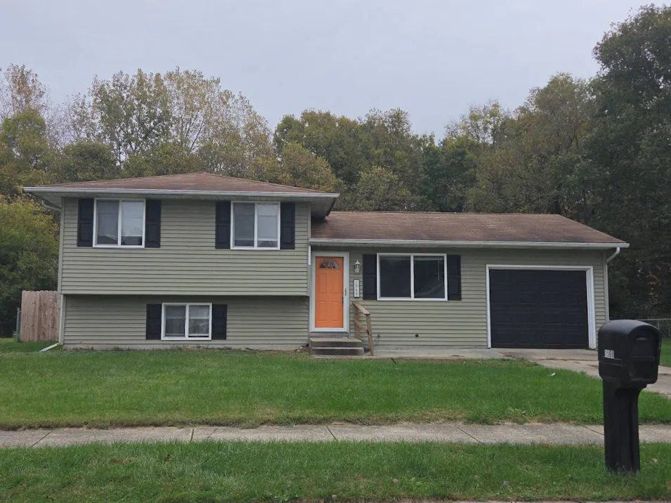 1568 Blanchard Dr Mishawaka, IN 46544, St. Joseph County