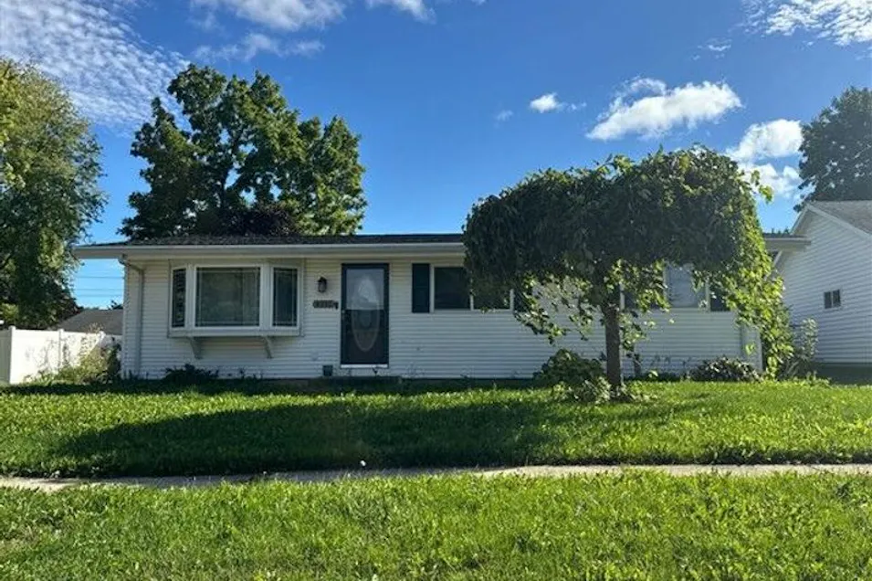 4211 Rock St Manitowoc, WI 54220, Manitowoc County