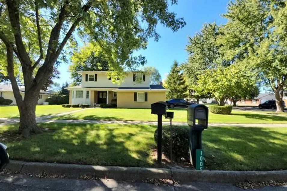 1006 Weston St Lansing, MI 48917, Eaton County