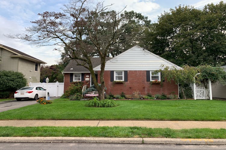 310 Pine St, South Hempstead, NY, 11550, USA