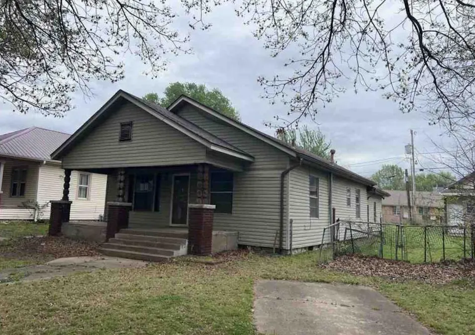 208 N P St Muskogee, OK 74403, Muskogee County