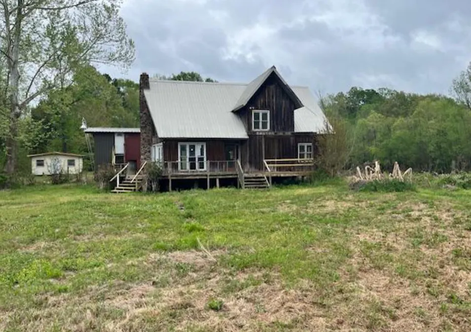 3882 Henderson Road Byram, MS 39272, Hinds County
