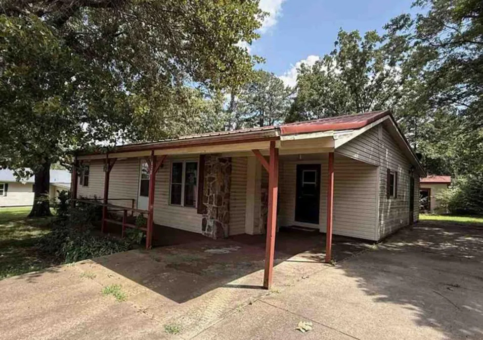 808 Gayler St Mountain View, AR 72560, Izard County