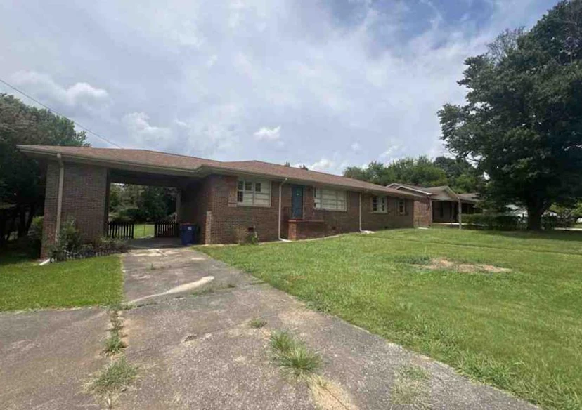 307 Amory Ave