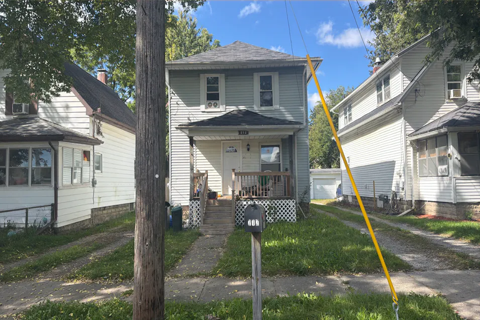212 S Forbes St Jackson, MI 49203, Jackson County