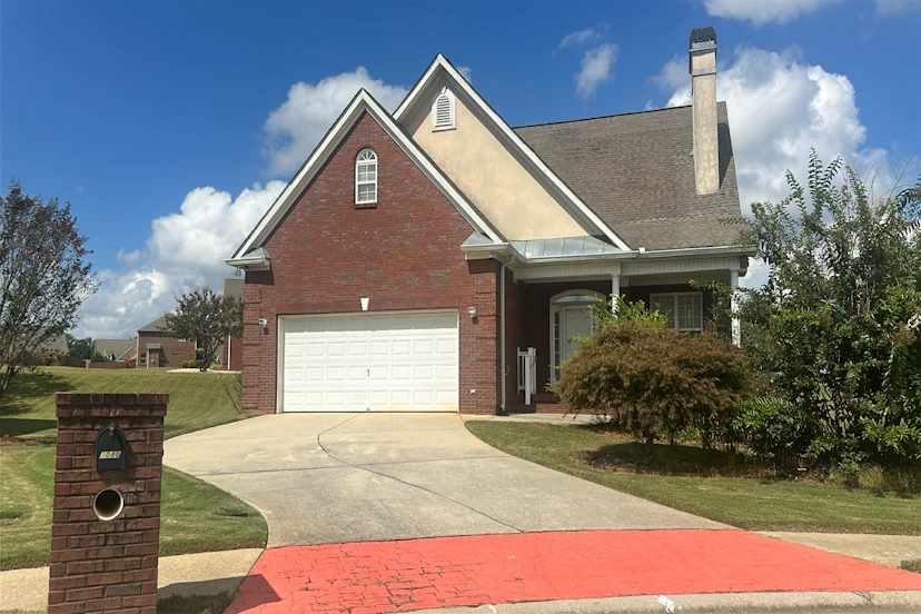 2080 Spivey Village Trce