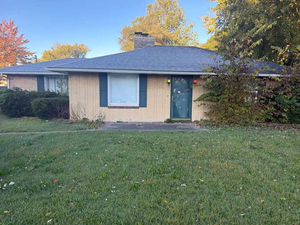 1515 Osolo Rd Elkhart, IN 46514-4123, Elkhart County