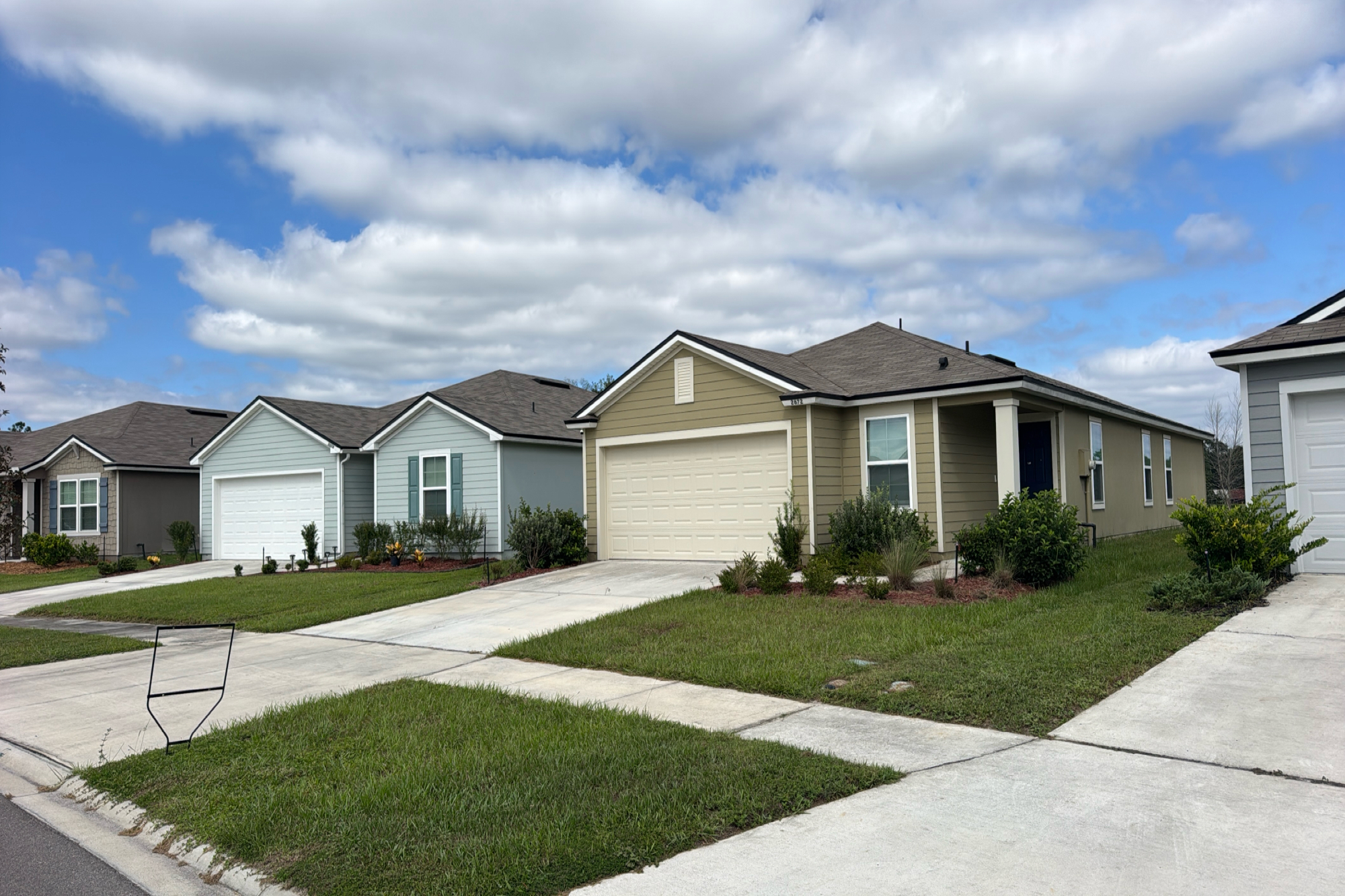 2672 Oak Stream Dr photo 2