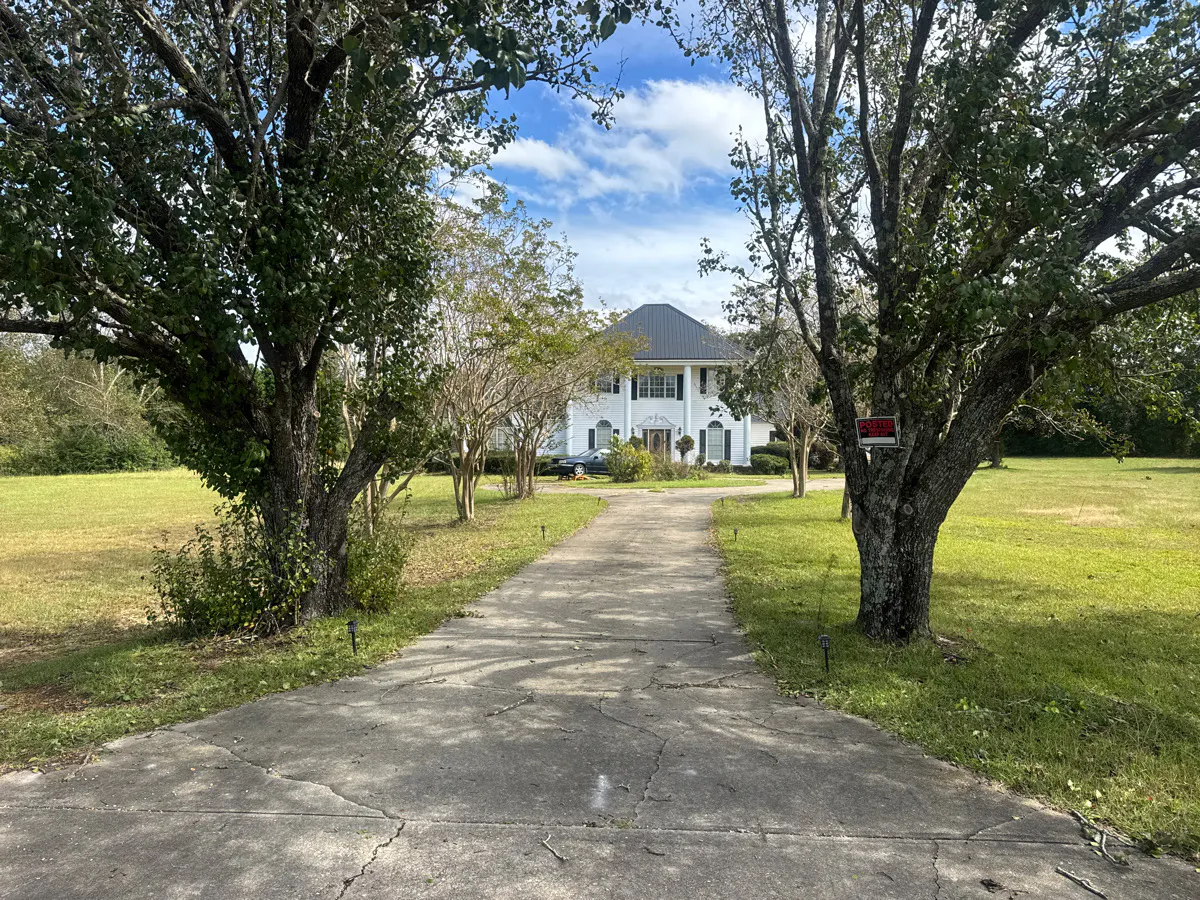 Log Ln, Headland, AL 36345 #1