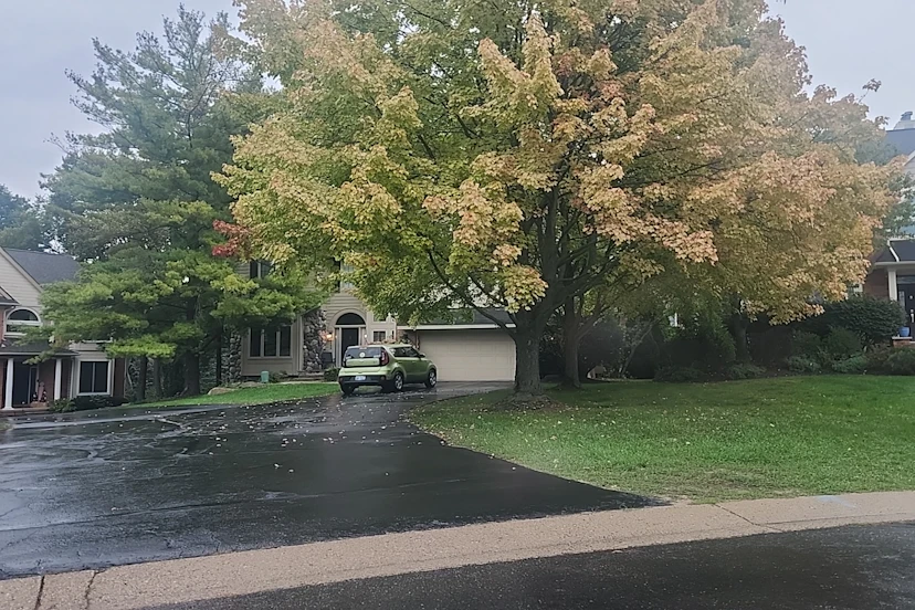 2655 Elizabeth Ln