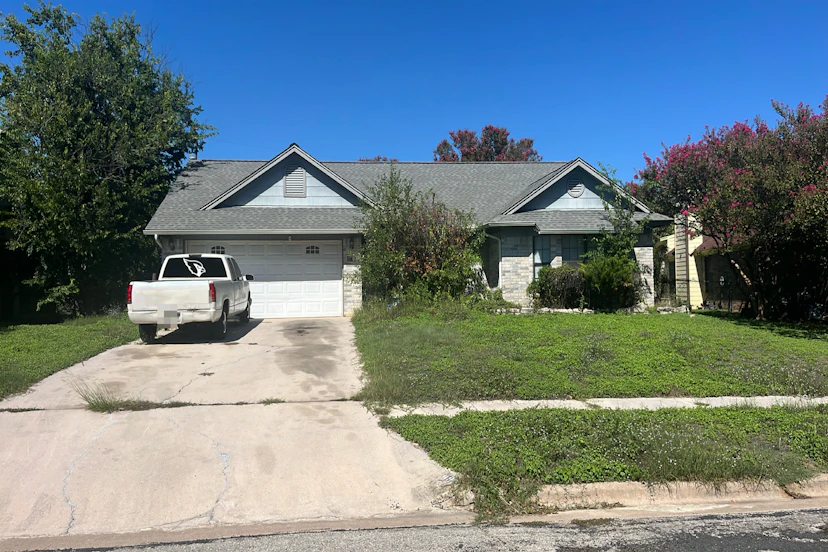 4905 Bending Trail