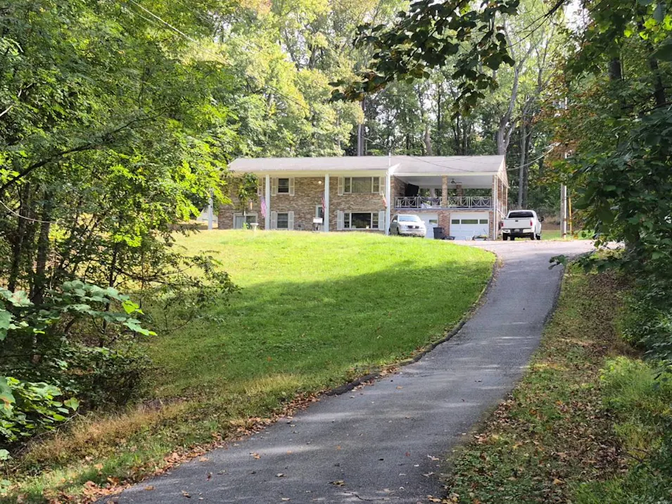 2136 Bonnie Ln Waldorf, MD 20601, Charles County