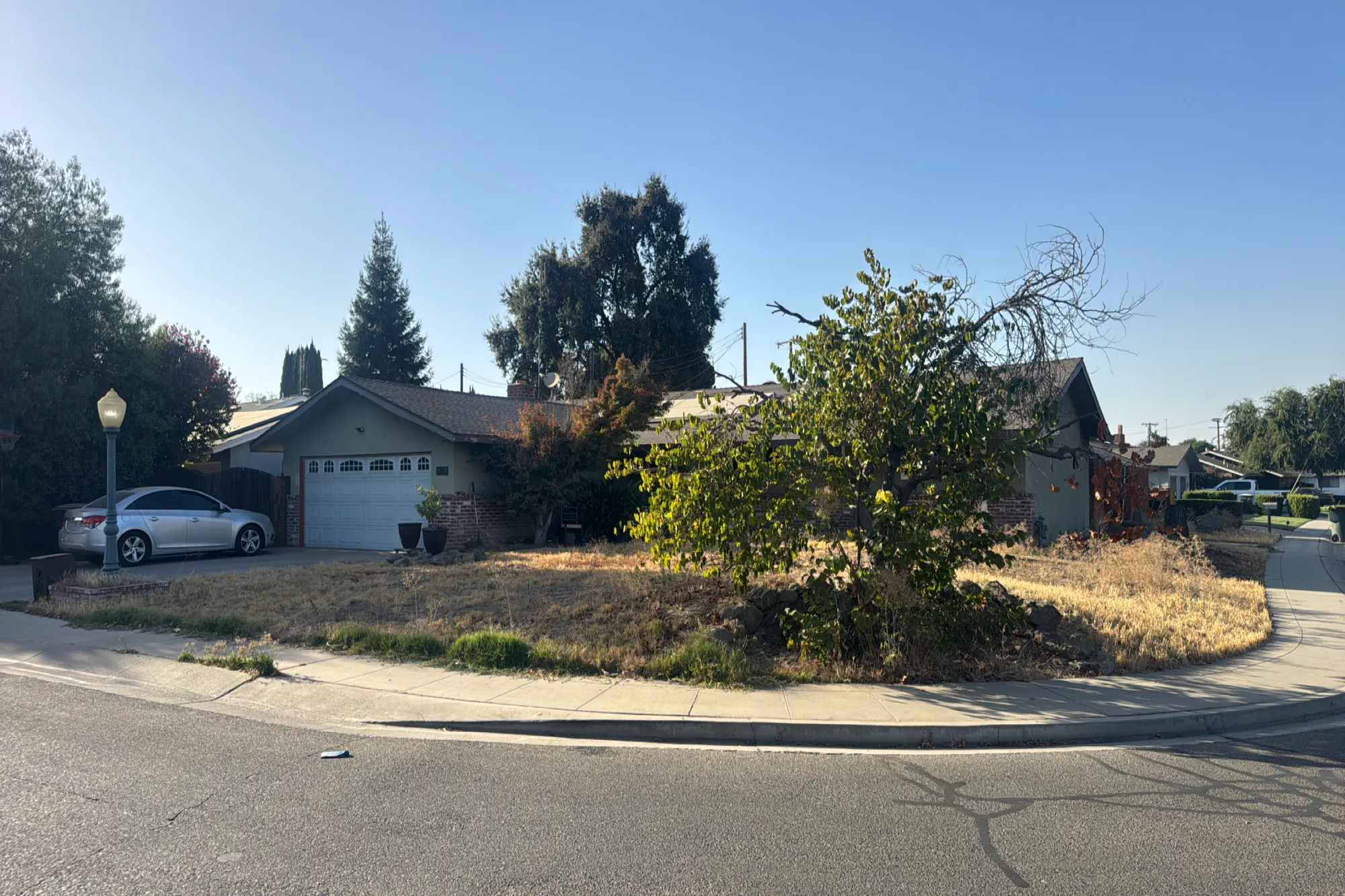 Howard Ave, Visalia, CA 93277 #1