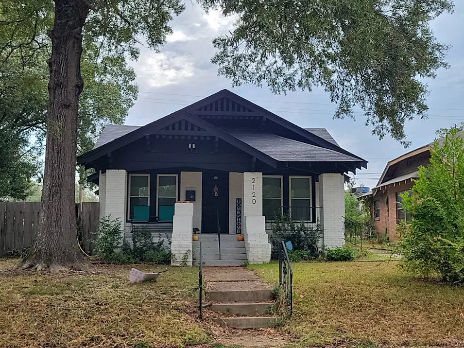 2120 Magnolia St Texarkana, TX 75501, Bowie County