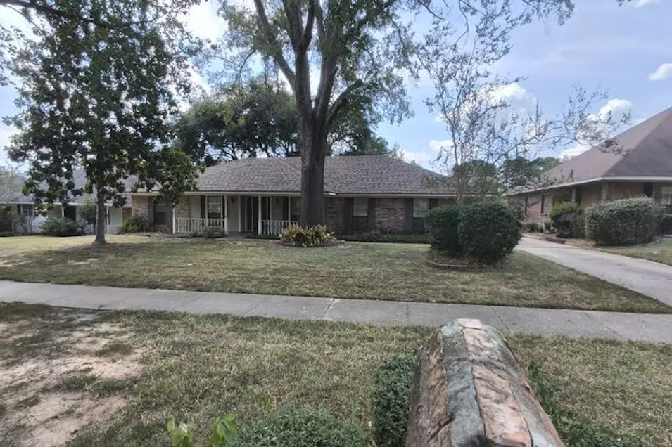 9328 Castlebrook Dr Shreveport, LA 71129, Caddo Parish County