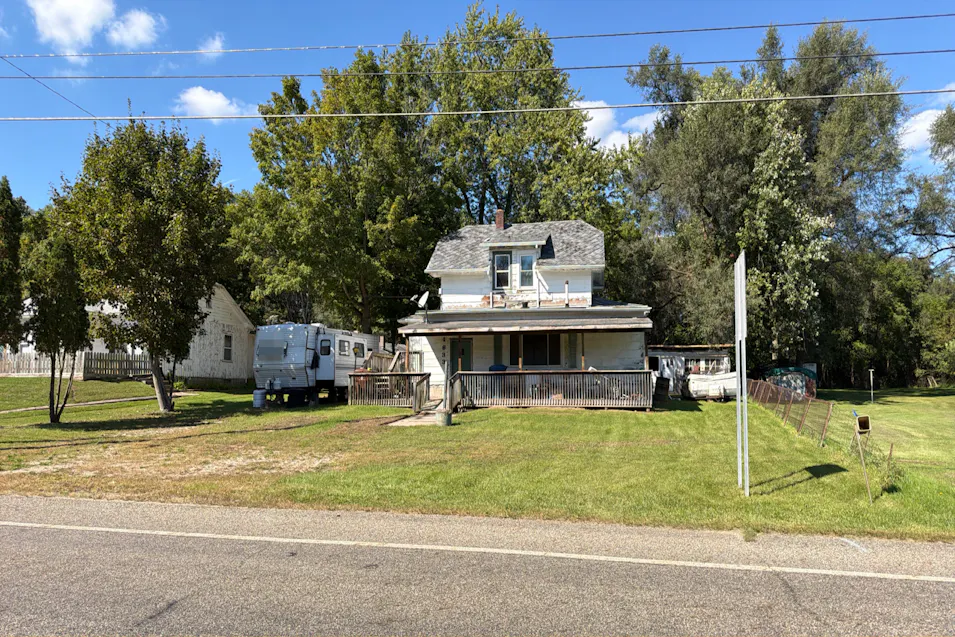 1633e Michigan Ave Albion, MI 49224, Calhoun County