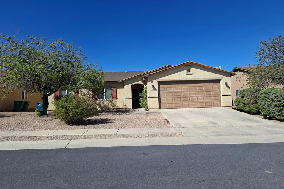 8374 W Shearwater Dr Tucson, AZ 85757, Pima County