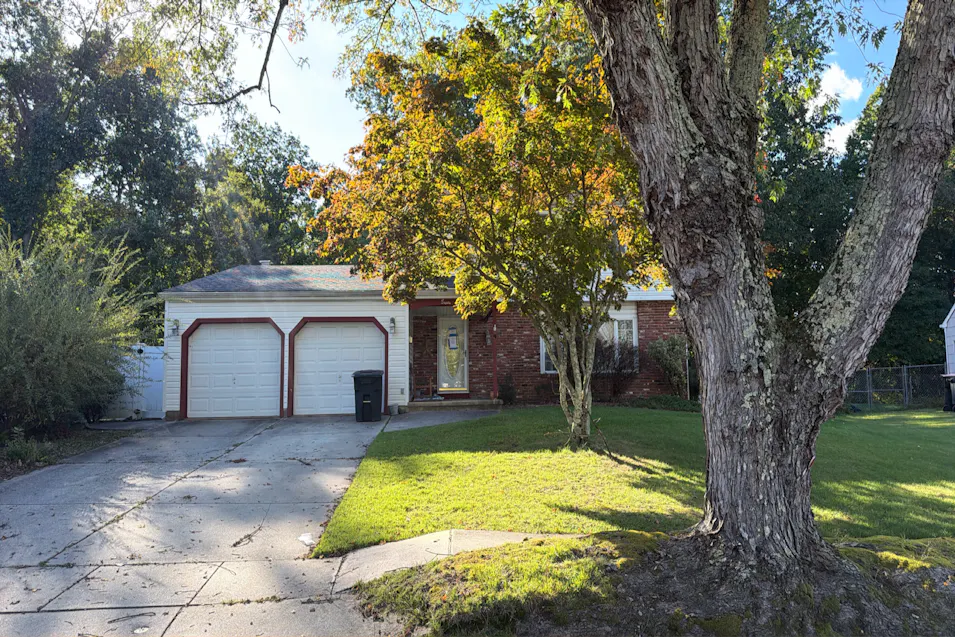 80 Lincoln Dr Gloucester Twp, NJ 08021, Camden County