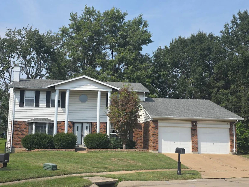 3603 Av De Paris Dr