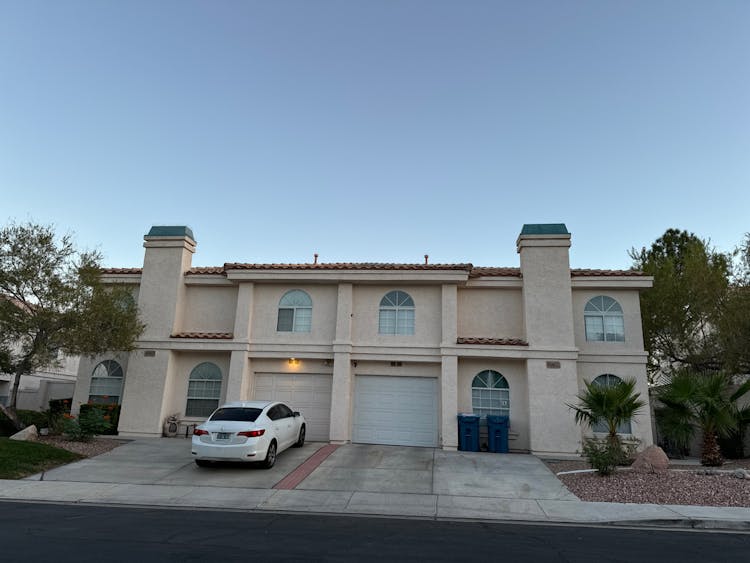 8067 Dorinda Ave Las Vegas, NV 89147, Clark County