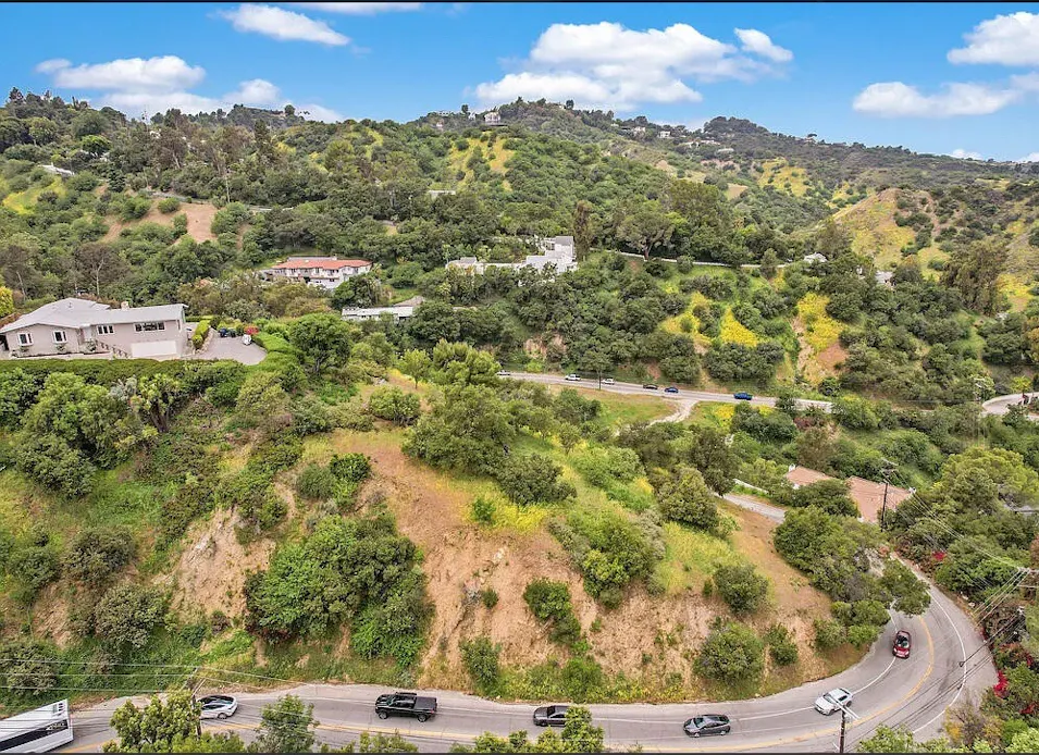 3301 Coldwater Canyon Ave Studio City, CA 91604, Los Angeles County