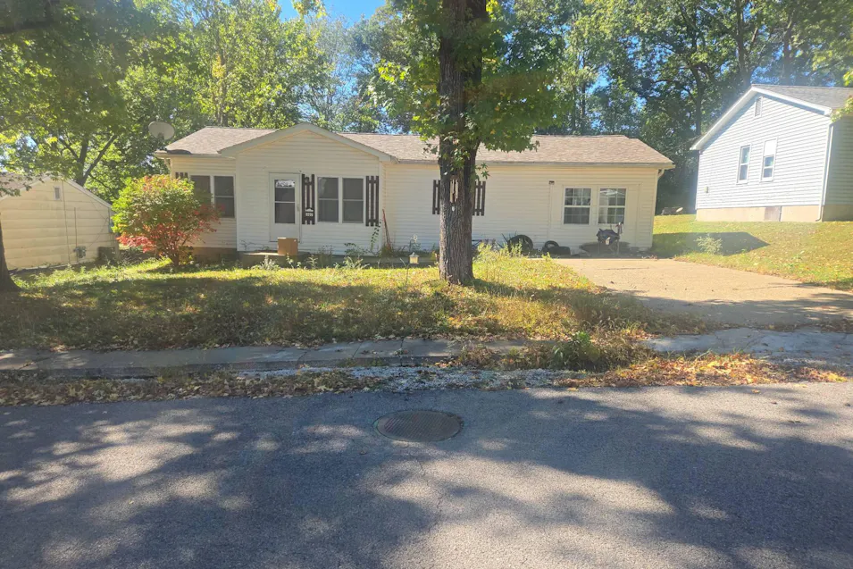 307 David St Elsberry, MO 63343, Lincoln County