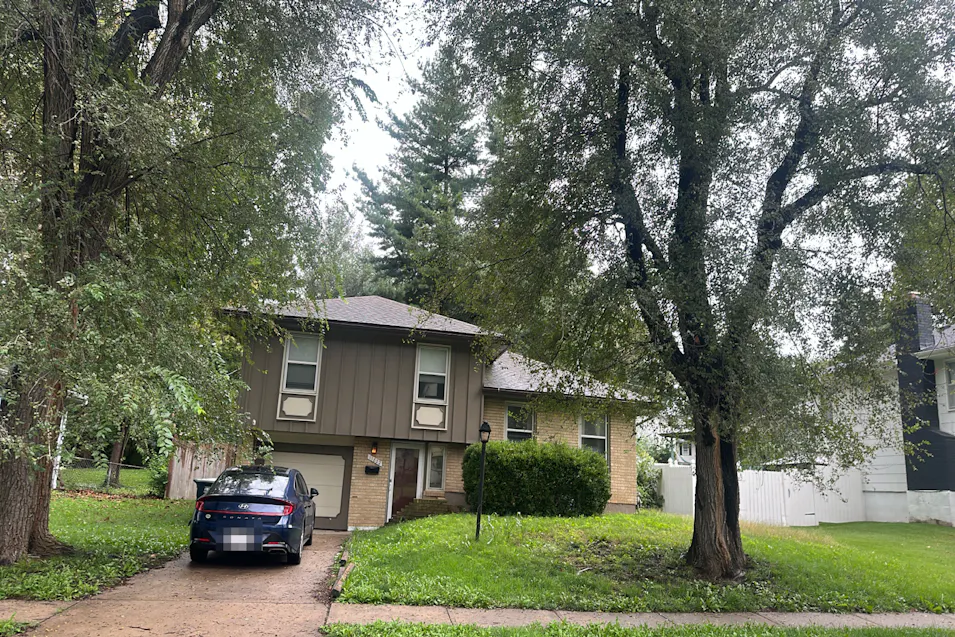 11822 Armitage Dr Kansas City, MO 64134, Jackson County