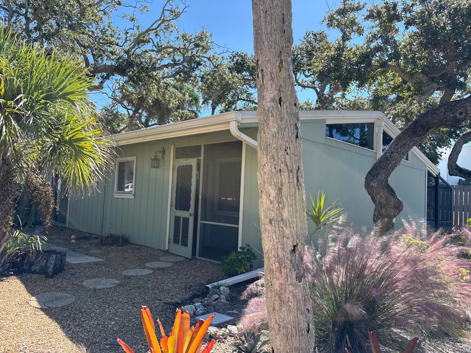 2985 N Beach Rd Bv3 Englewood, FL 34223, Charlotte County