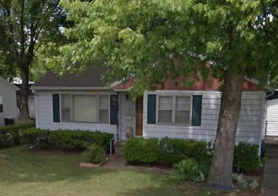 1225 E Water St Mount Vernon, IN 47620, Posey County